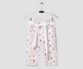 بنطلون قماش بناتي بأشكال مختلفة